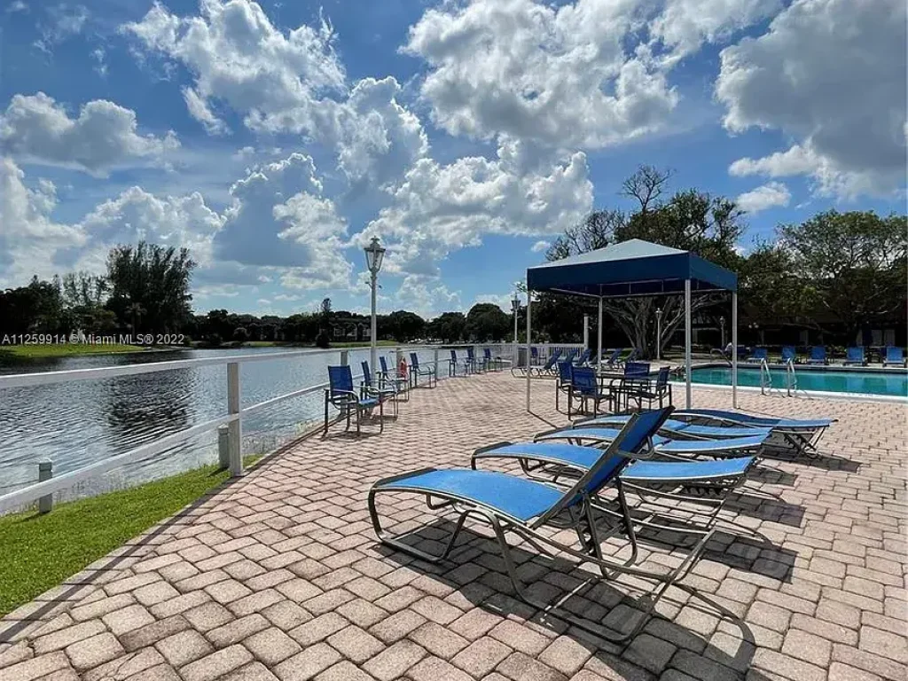 864091032736da8f014c8c8e74797cdd-uncropped_scaled_within_1536_1152